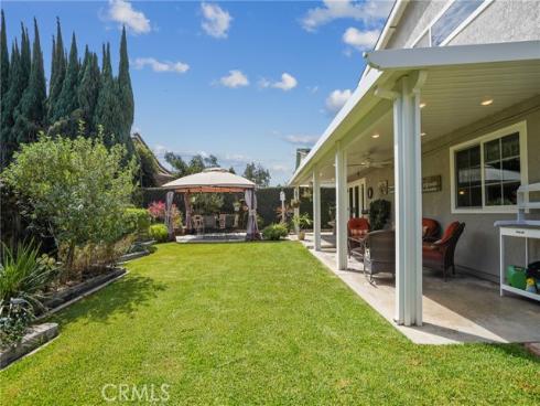 650 E Parkwood Avenue, La Habra, CA