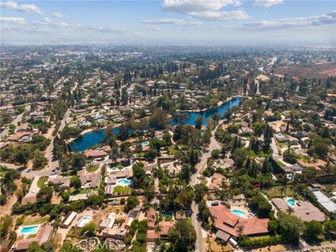 650 E Parkwood Avenue, La Habra, CA