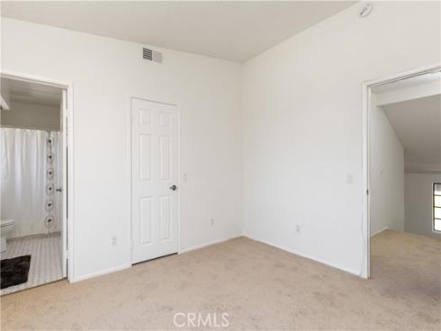 854 N Harbor Boulevard, La Habra, CA