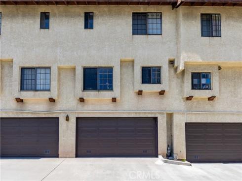 854 N Harbor Boulevard, La Habra, CA