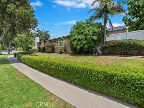 550 N Dexford Drive, La Habra, CA