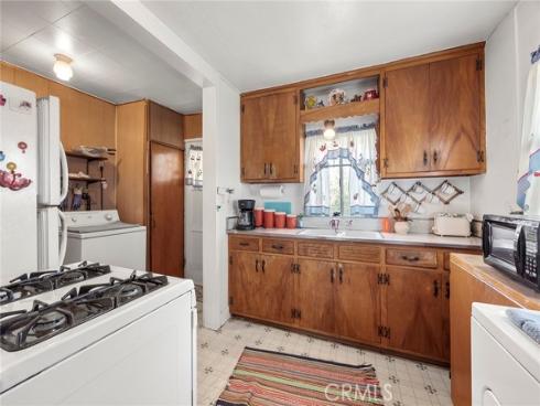 418 W Olive   Avenue, La Habra, CA