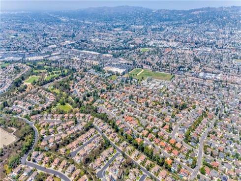 2061 S Sawgrass   Court, La Habra, CA