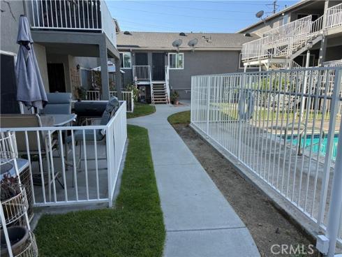 601 S Euclid  4  Street, La Habra, CA