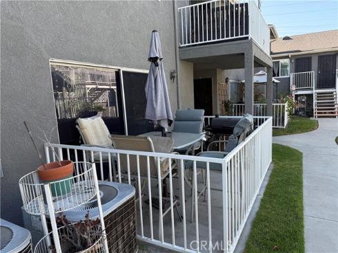 601 S Euclid  4  Street, La Habra, CA