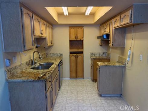 601 S Euclid  4  Street, La Habra, CA