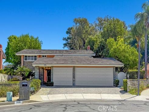 1820 Calle Don Guillermo