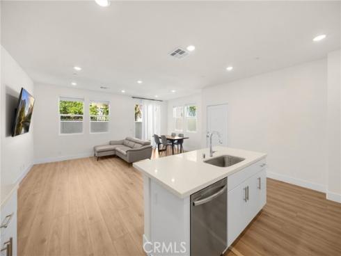 300  Vista Drive  94 , La Habra, CA