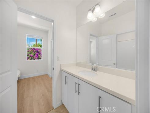 300  Vista Drive  94 , La Habra, CA