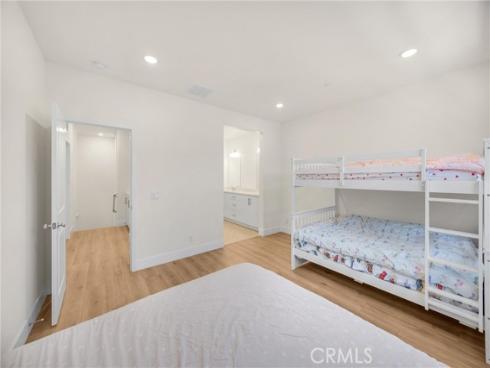 300  Vista Drive  94 , La Habra, CA