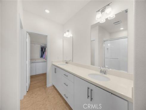 300  Vista Drive  94 , La Habra, CA