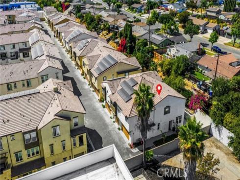 300  Vista Drive  94 , La Habra, CA