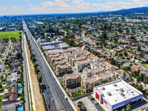 300  Vista Drive  94 , La Habra, CA