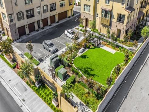 300  Vista Drive  94 , La Habra, CA