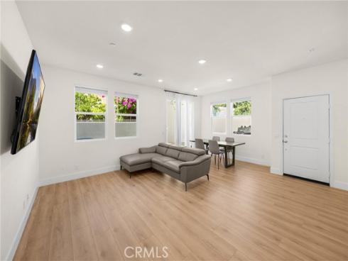 300  Vista Drive  94 , La Habra, CA