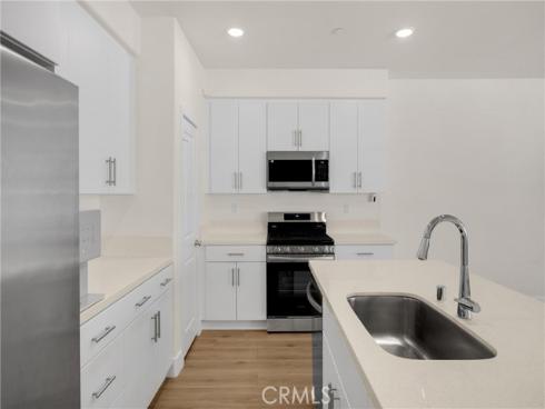 300  Vista Drive  94 , La Habra, CA