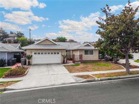 220  Gwynwood  , La Habra, CA