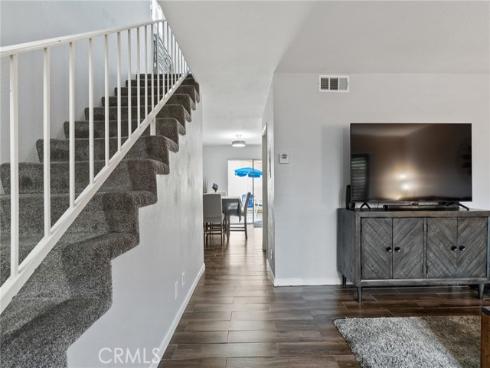 405 W Mountain View Apt 10  , La Habra, CA