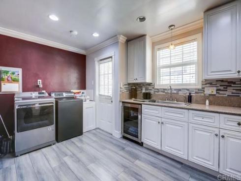 501  Willow   Street, La Habra, CA