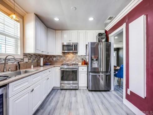 501  Willow   Street, La Habra, CA