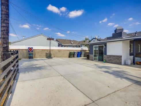 501  Willow   Street, La Habra, CA