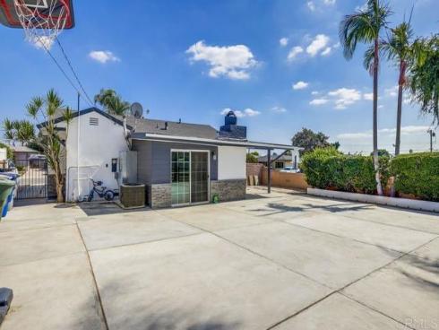 501  Willow   Street, La Habra, CA