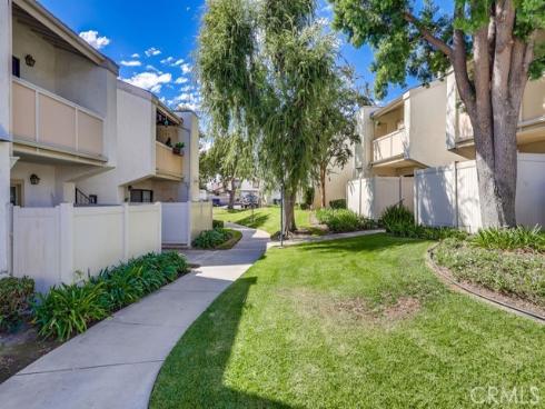 994 E La Habra  246  Boulevard, La Habra, CA