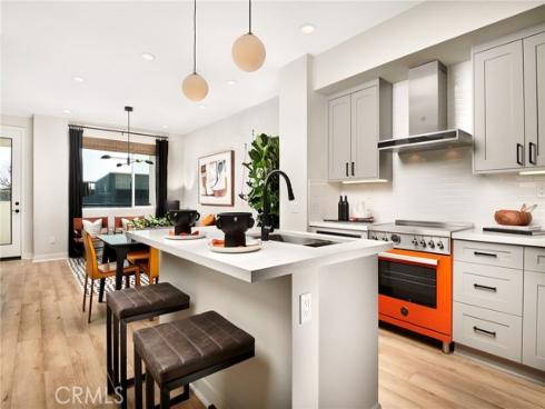 770 N Orange Street, La Habra, CA