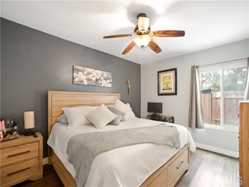 985 S Idaho  61 , La Habra, CA