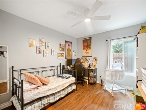 985 S Idaho  61 , La Habra, CA