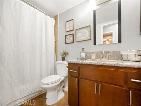 985 S Idaho  61 , La Habra, CA