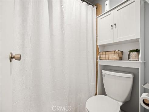 985 S Idaho  61 , La Habra, CA