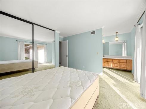 240 W Wedgewood  , La Habra, CA