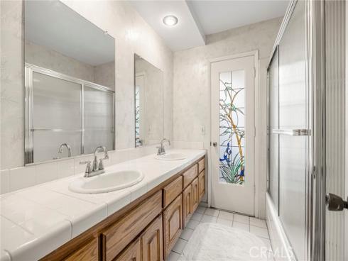 240 W Wedgewood  , La Habra, CA