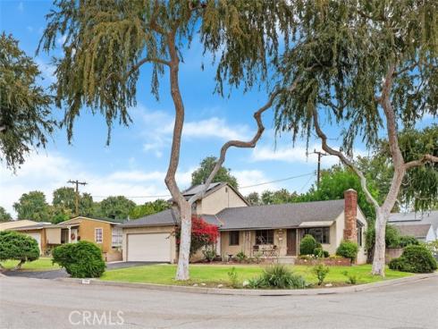 1000  Dolores  , La Habra, CA