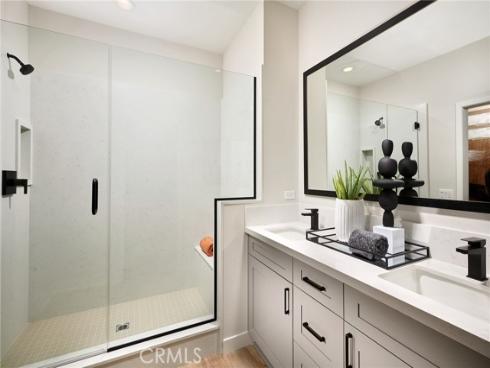 762 N Orange   Street, La Habra, CA