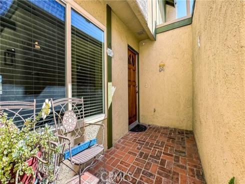 530  Spruce   Way, La Habra, CA