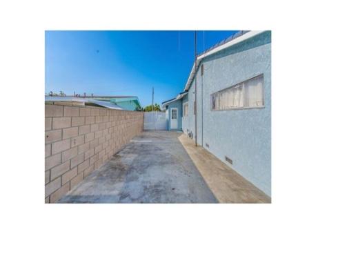 401  Buena Vista  , La Habra, CA