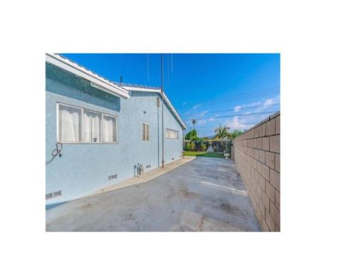 401  Buena Vista  , La Habra, CA