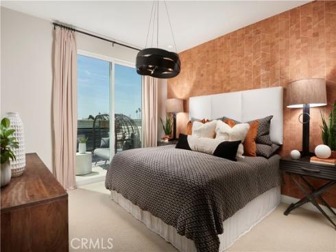 322 E William   Way, La Habra, CA