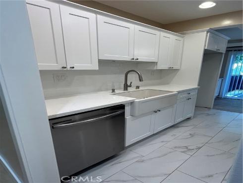 965 S Idaho  4 , La Habra, CA