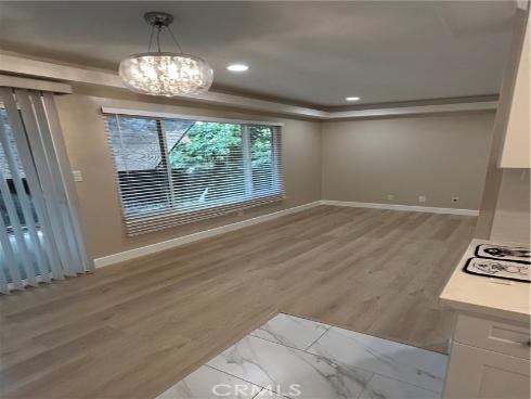 965 S Idaho  4 , La Habra, CA