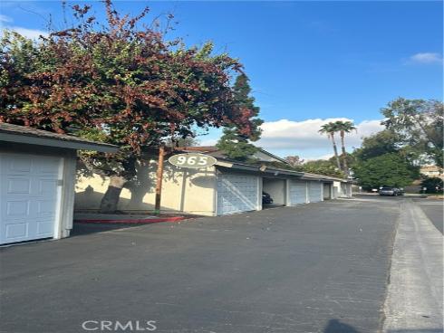 965 S Idaho  4 , La Habra, CA