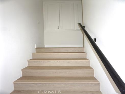 875  Las Lomas  B , La Habra, CA