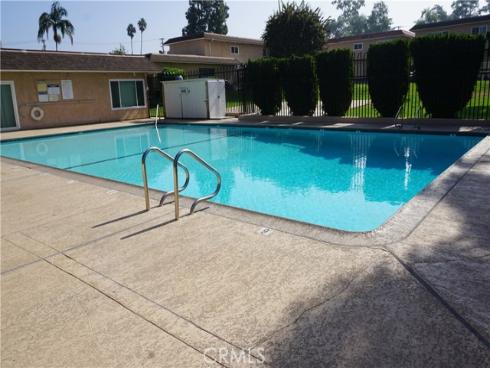 875  Las Lomas  B , La Habra, CA