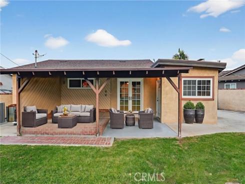 581  Kern   Street, La Habra, CA