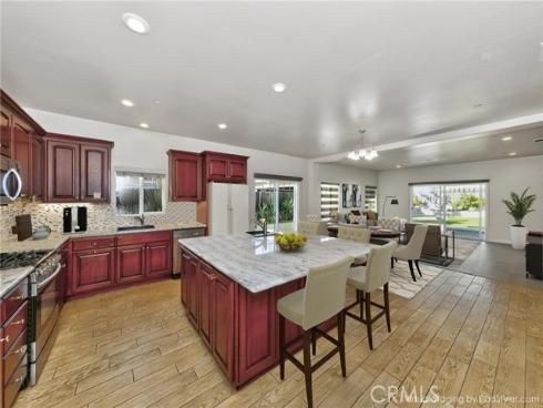 335 E Francis  , La Habra, CA