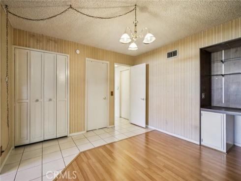 1370  Lakeview  , La Habra, CA