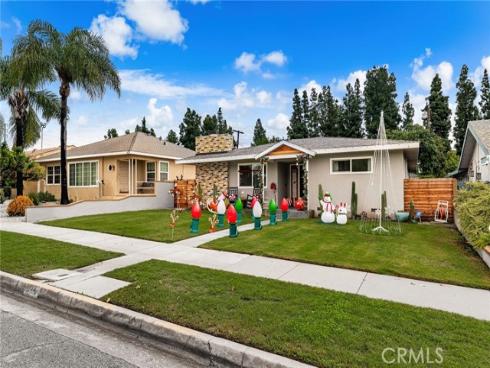 624 N Walnut  , La Habra, CA