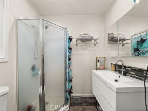 624 N Walnut  , La Habra, CA